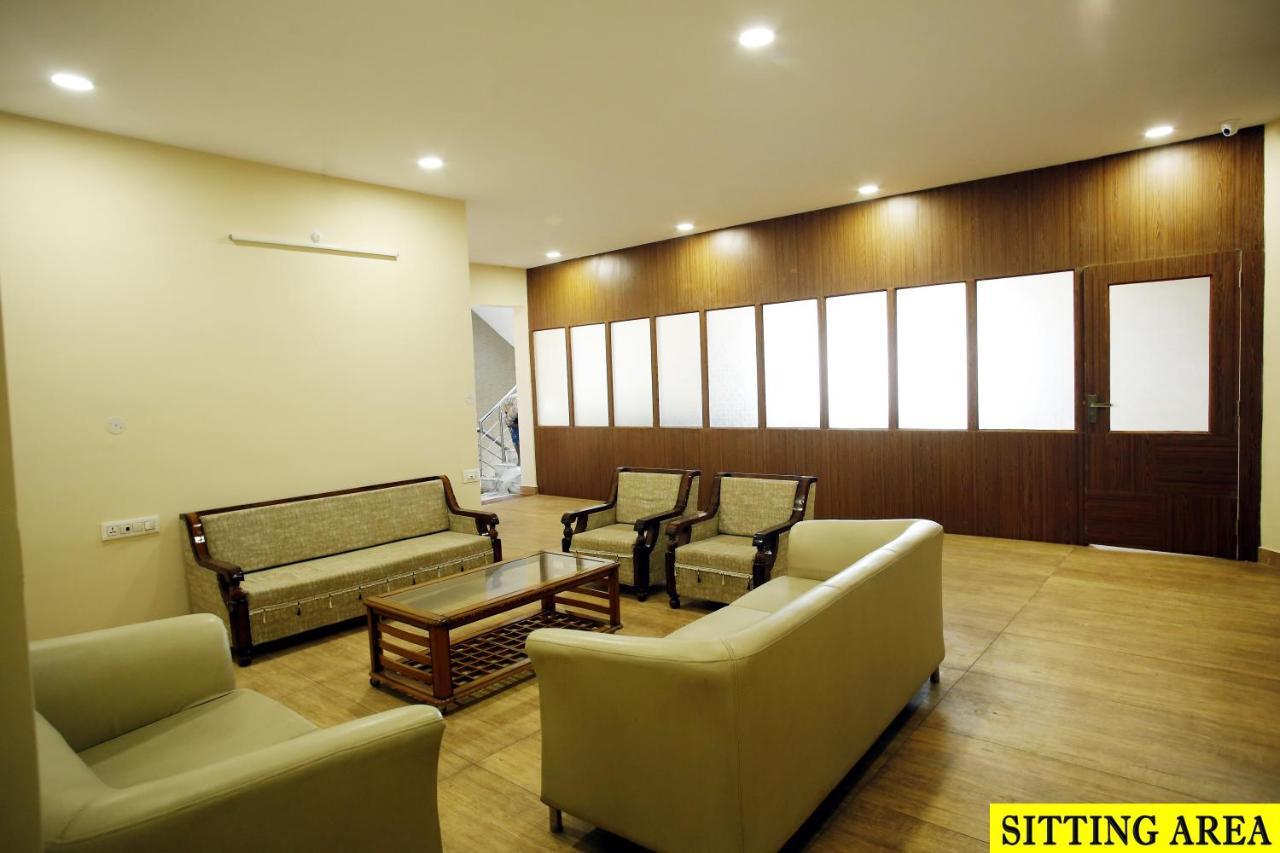 Hotel L'Avenir Rohtak Exterior photo
