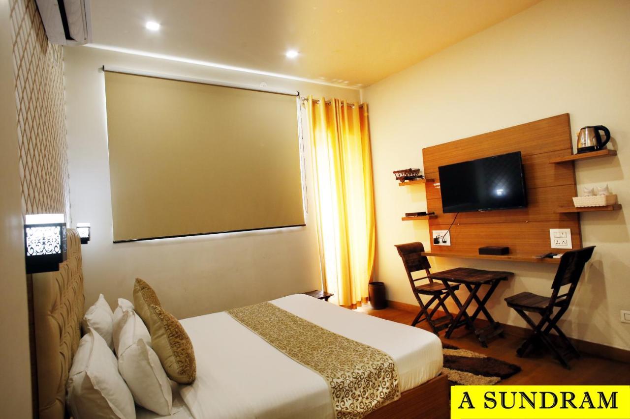 Hotel L'Avenir Rohtak Exterior photo